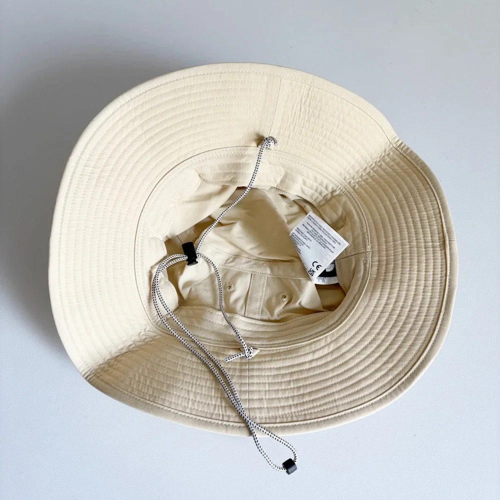 The North Face Unisex Class V Beige Wide Brim Hiking Sun Bucket Hat Gorpcore S-M